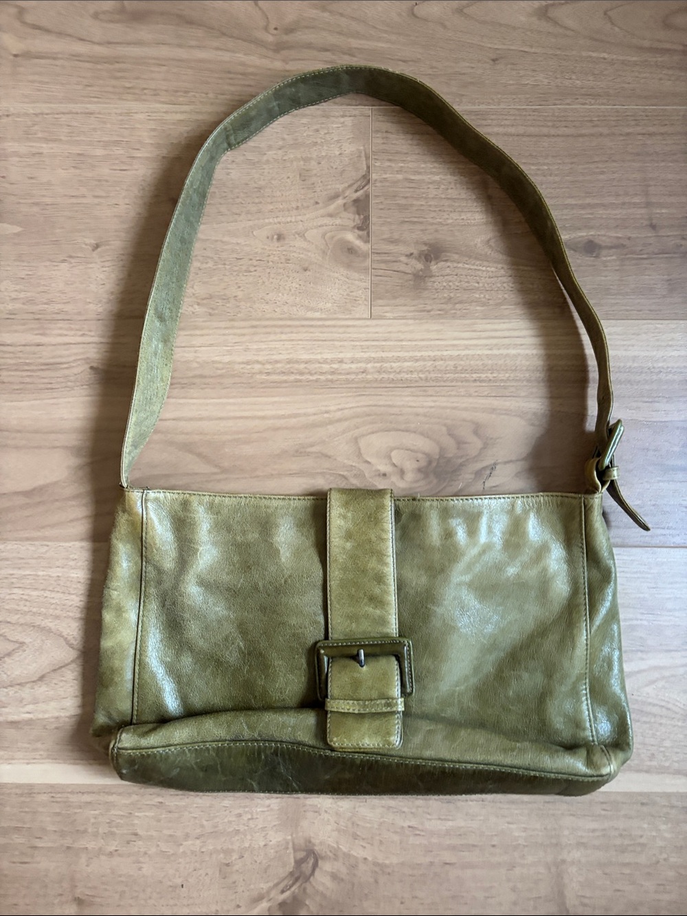 Y2K Slouchy Hobo Bag Green Shoulder Bag with Buckle Detail Strap & closure